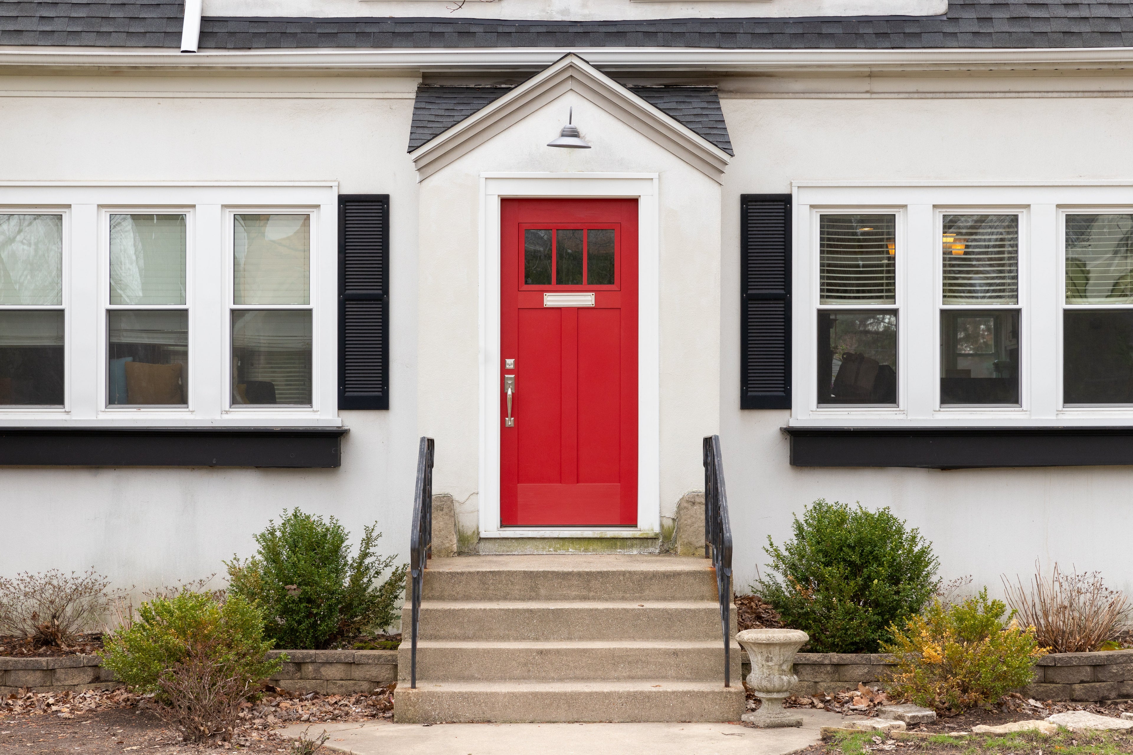 How To Paint Your Front Door For A Fresh Look